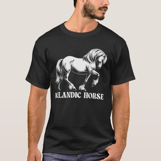 アイスランドホース トゥルト アイスランドの馬 Tシャツ (正面)