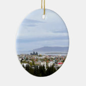 アイスランドレイキャビクシティスケープEsja写真 セラミックオーナメント (右)