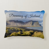 アイスランド枕黒砂の夢を見るビーチ旅行 アクセントクッション (裏面)