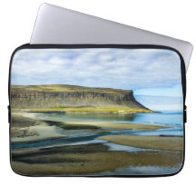 アイスランド，ウェストフィヨルド。