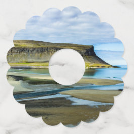 アイスランド，ウェストフィヨルド ワイングラスタグ