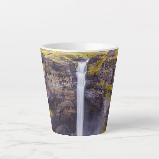 アイスランド,ハイフォスの滝 カフェラテマグ (正面)