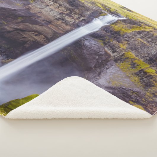 アイスランド，ハイフォスの滝 シェルパブランケット (3/4)