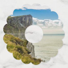 アイスランド，ラトラバジャルクリフ ワイングラスタグ