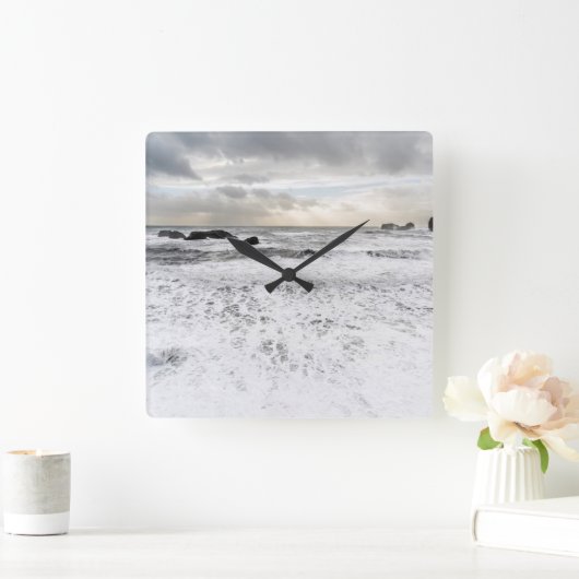 アイス淡い色のランドの泡の多い海海景 スクエア壁時計 (ホーム)