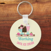 アイス間抜けクリームまでパンプー – Yummy Treats キーホルダー (正面)