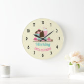 アイス間抜けクリームまでパンプー – Yummy Treats ラージ壁時計 (ホーム)