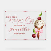 アイス・クリーム チェリー スクープアップ ブライダルシャワー ウェルカム アクリルサイン (正面)