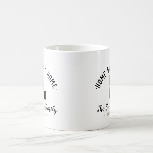 アイダホホームスイートホームファミリーモノグラムマグ コーヒーマグカップ (中央)
