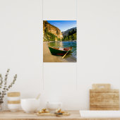 アイダホ島の砂のビーチの魚釣りボート ポスター (キッチン)