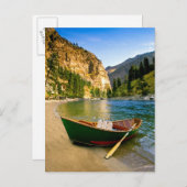 アイダホ島の砂のビーチの魚釣りボート ポストカード (正面/裏面)