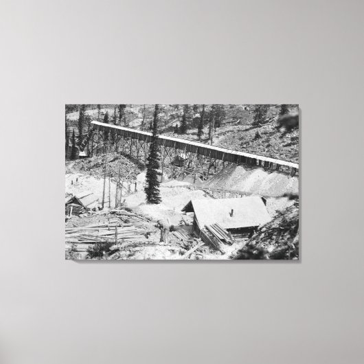 アイダホ州サンダーマウンテンのデューイ金ゴールド鉱山 キャンバスプリント (正面)