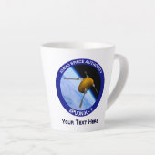 アイダホ・スプドニク衛星ミッションパッチ カフェラテマグ (右アングル)