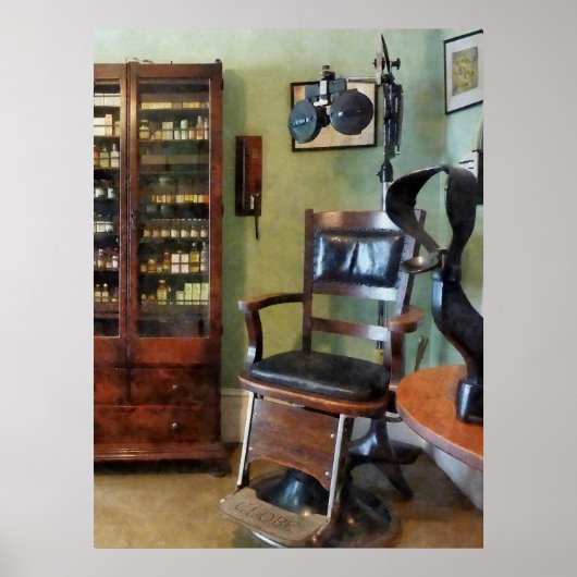 アイドクター事務所 ポスター (正面)