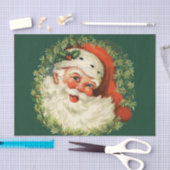 アイビーの枠の中の幸福なサンタクロースのクローズアップ 薄葉紙 (クラフト)