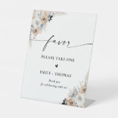 アイボリーとブルーボホブライダルシャワーの好意のサイン 台座サイン (正面)