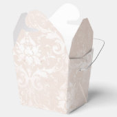 アイボリーとホワイトのグレンジ ディストレスド ダマスク フェイバーボックス (オープン)