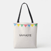 アイボリーのナマステの色とりどりの旗 トートバッグ (裏面)