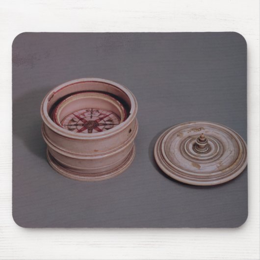 アイボリーの場合の船員のコンパス マウスパッド (正面)