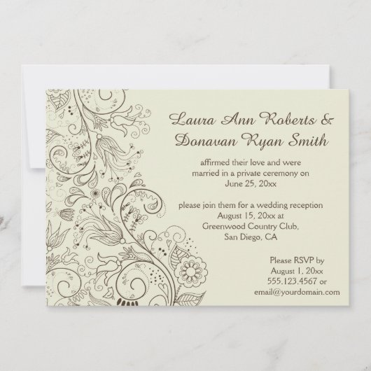 アイボリーの結婚式 ブラウン スケッチの花の渦巻き 招待状 (正面)