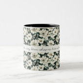 アイボリーエレガントの花 ツートーンマグカップ (中央)