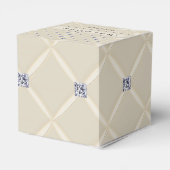 アイボリーキルテきらきら光るッドダイヤモンドポー結婚式の引き出物ボックス フェイバーボックス (裏面サイド)