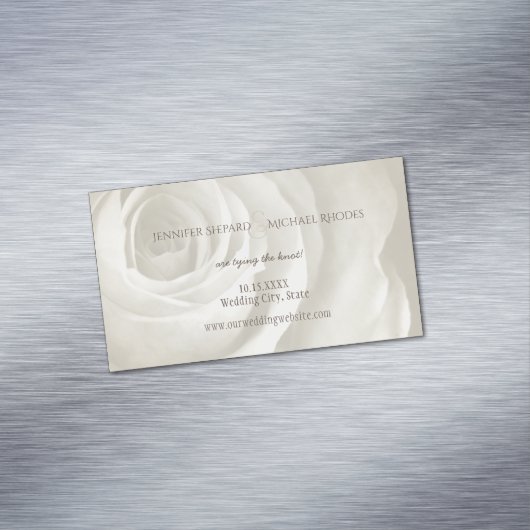 アイボリーフローラシンプルエレガントな結婚式の日付を保存 マグネット名刺 (インサイチュ)