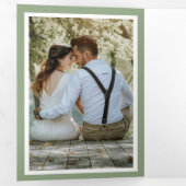 アイボリーフローラセージ葉グリー結婚ンの写真 三つ折り招待状 (内部最初)