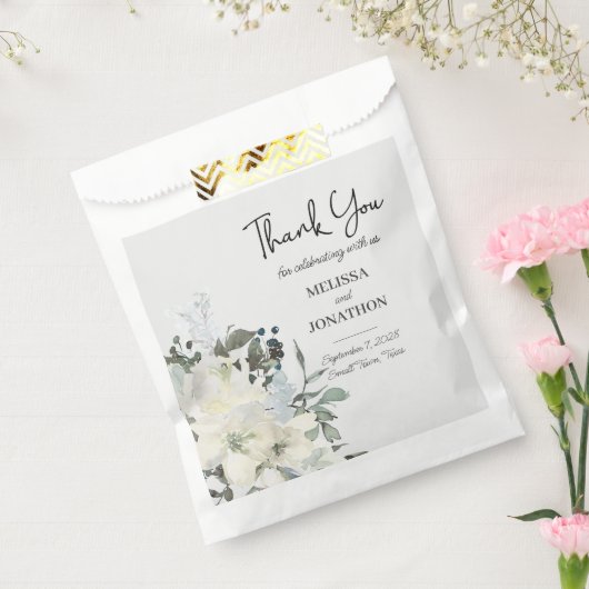 アイボリーホワイトウォーター色のフローラ結婚ズ フェイバーバッグ (封をした状態)