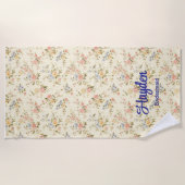 アイボリーミックスブーケロマンチックなフローラ結婚披露宴 ビーチタオル (正面)