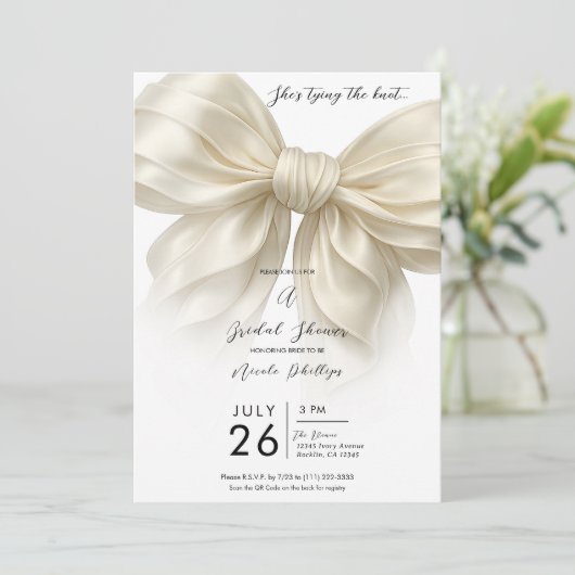 アイボリーラッフルボウタイイングザノットブライダルシャワー 招待状 (スタンド正面)