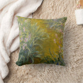 アイリスを通る道 – クロード・モネ クッション (ブランケット)