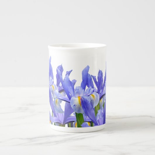 アイリスガーデン – スペシャルティマグカップ ボーンチャイナマグカップ (正面)
