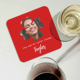 アイリッシュかわいらしシャムロックの写真を愛するシックな赤の幸運 スクエアペーパーコースター