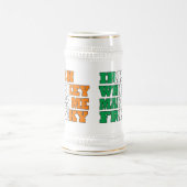 アイリッシュウイスキーは私をフリスキーにする ビールジョッキ (中央)
