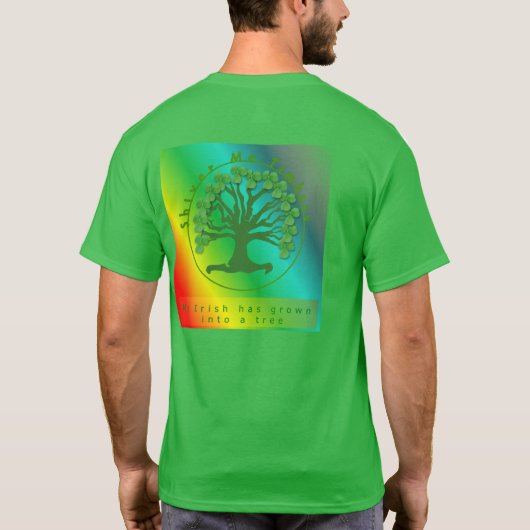 アイリッシュクローバーの木を震わせる Tシャツ (裏面)
