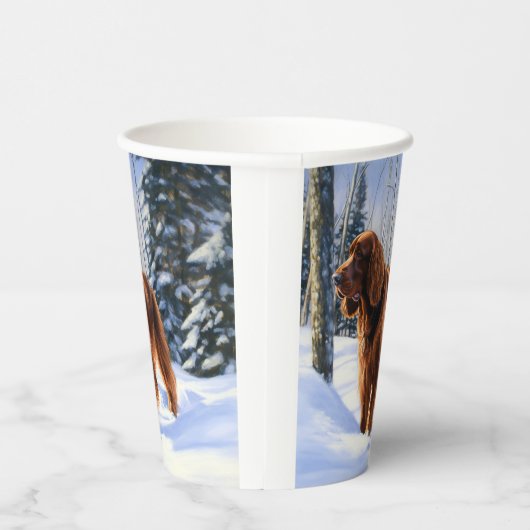 アイリッシュセッターが雪のクリスマスを過ごす 紙コップ (右)