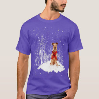 アイリッシュテリア犬クリスマスハッピーホリデーシーズン Tシャツ
