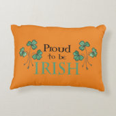 アイリッシュランバ誇りを持ったー枕になる緑のシャムロック アクセントクッション (裏面)