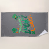 アイリッシュ感じサンパトリックの日のための幸運なコーチ ビーチタオル (正面)