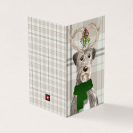 アイリッシュ・ウルフハウンドは格子縞の〔雄ジカの〕枝角で自然ある