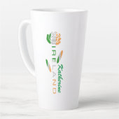 アイリッシュ ローズ フラッグ 個人名 カフェラテマグ (左アングル)