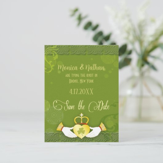 アイリユニークッシュの結婚式の日付を保存 案内ポストカード (スタンド正面)