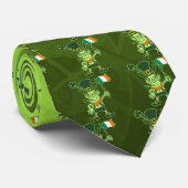 アイリ誇りを持ったッシュ国旗を振るレプレシャン ネクタイ (ロール)