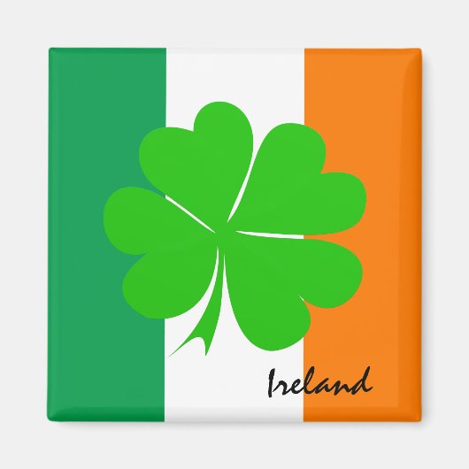 アイルランドと4つのリーフクローバー、アイルランド国旗/スポーツファン マグネット (正面)