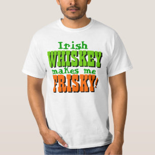 アイルランドのウィスキーは私を快活にさせます Tシャツ
