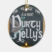 アイルランドのクリスマスオーナメント、ダーティ・ネリーの&ノライグ セラミックオーナメント (左)