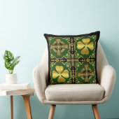 アイルランドのケルト十字架/黒/金ゴールド/緑十字シャムロック クッション (椅子)