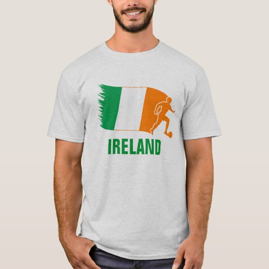アイルランドのサッカーの旗 Tシャツ (正面)