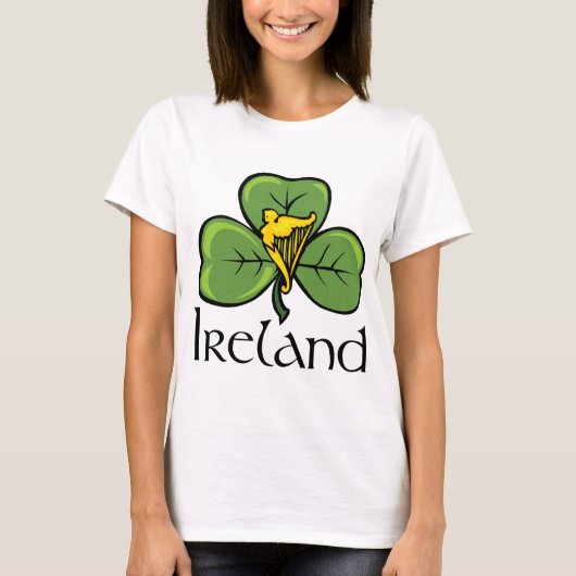 アイルランドのシャムロックおよびハープ Tシャツ (正面)